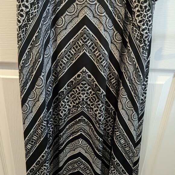 Cache Maxi Dress, Women's Large, Chevron Pattern, Adjustable Straps - Picture 8 of 12